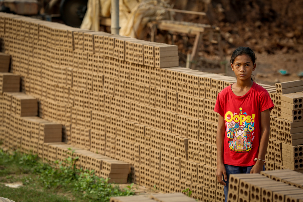 Mony, 13, works in child labour